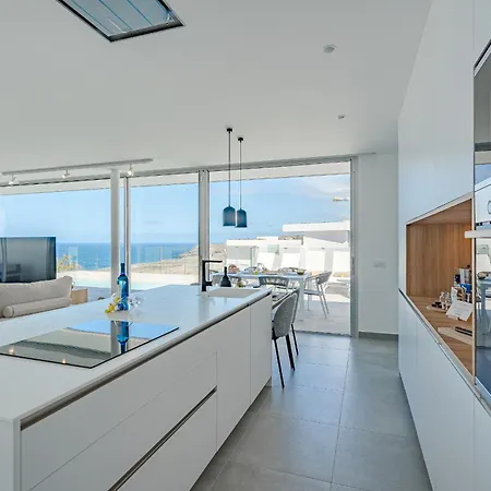 Estándar 1 - Casangular By Upper