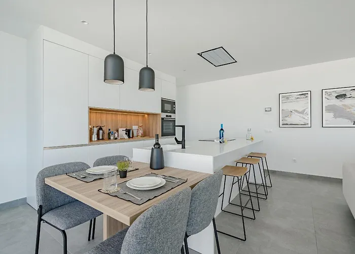 Estandar 1 - Casangular By Upper *